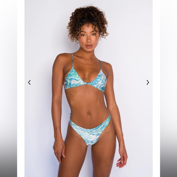 Skatie Bikini Size Small - Picture 2 of 5